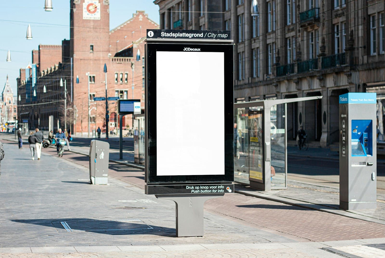 Tariq Road Lightbox